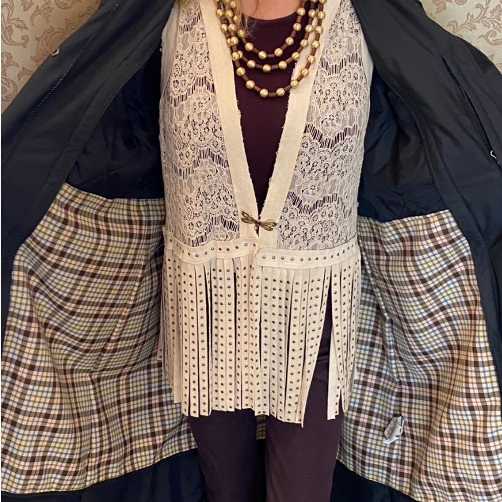 L.L. Bean, all weather jacket - Picture 3 of 5